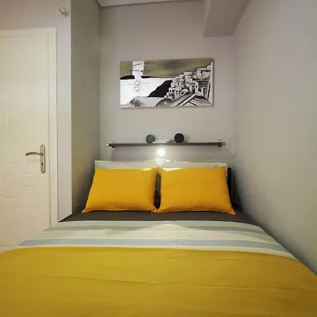 Petit Palais 2 Apartment